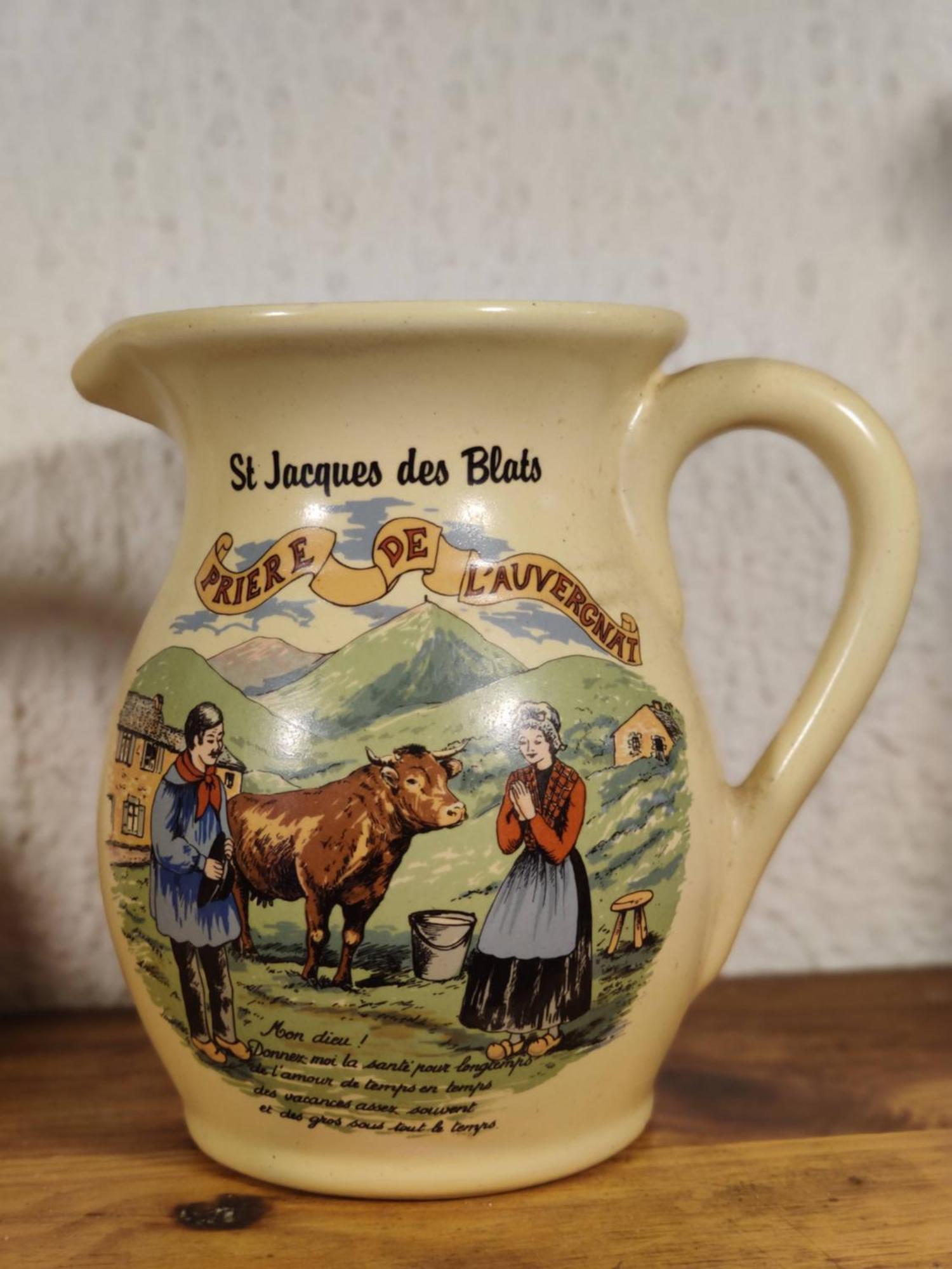 Maison Familiale Et Authentique Saint-Jacques-des-Blats Luaran gambar